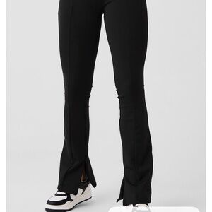 Alo yoga high waisted 7/8 zip flare leggings